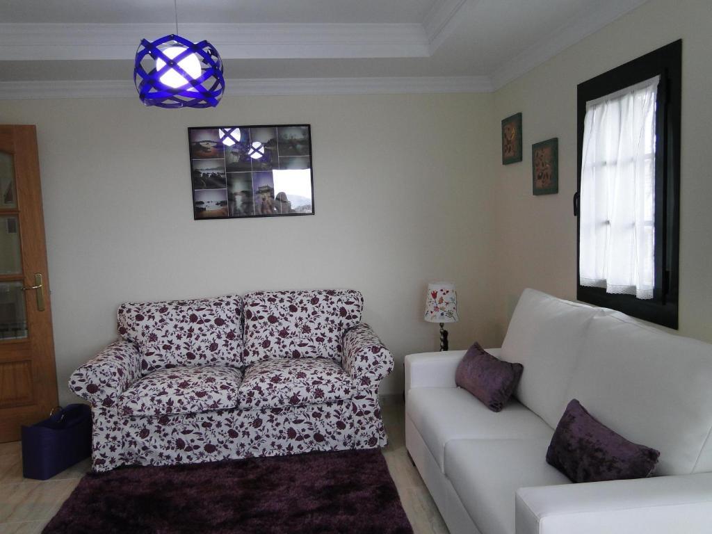 Apartamentos El Pinedo 노하 객실 사진