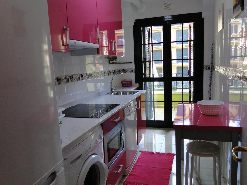 Apartamentos El Pinedo 노하 객실 사진